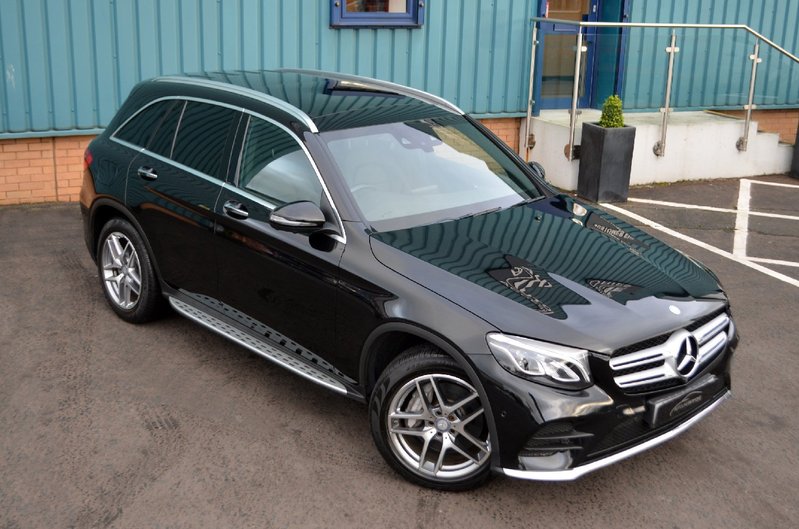 MERCEDES-BENZ GLC CLASS 220d AMG Line Premium G-Tronic 4Matic 16 2016