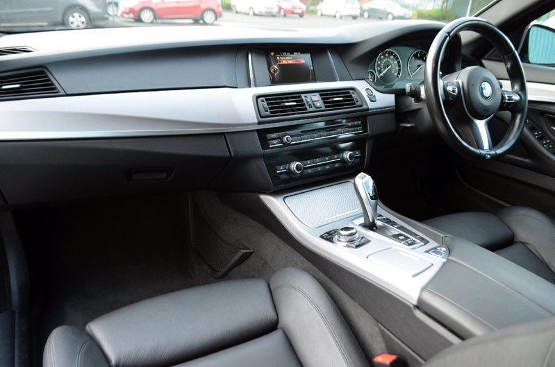BMW 5 SERIES 520d M Sport Touring 64 2014
