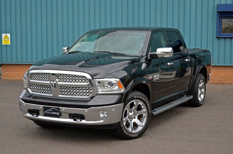 DODGE RAM 5.7 V8 Laramie Crew Cab 65 2015