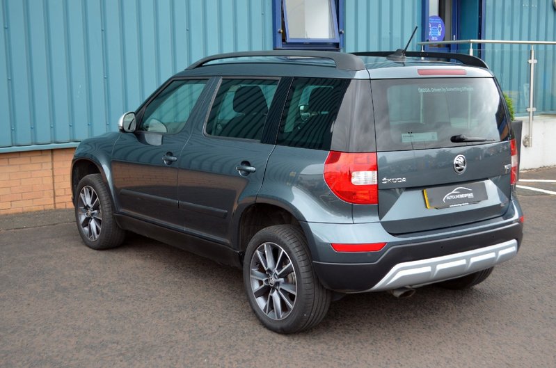 SKODA YETI 1.2 TSI SE Drive Outdoor DSG 17 2017