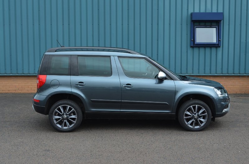 SKODA YETI 1.2 TSI SE Drive Outdoor DSG 17 2017