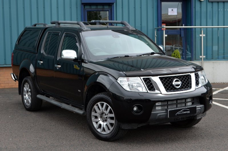 NISSAN NAVARA 3.0 dCi V6 Outlaw Double Cab 64 2014