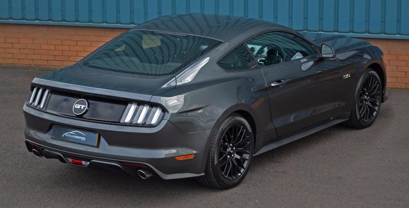 FORD MUSTANG 5.0 V8 GT Fastback 16 2016