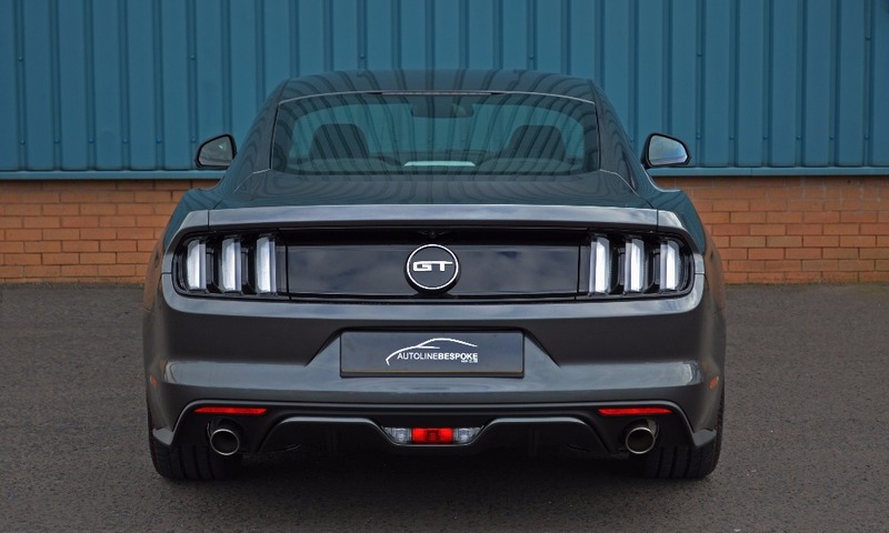 FORD MUSTANG 5.0 V8 GT Fastback 16 2016