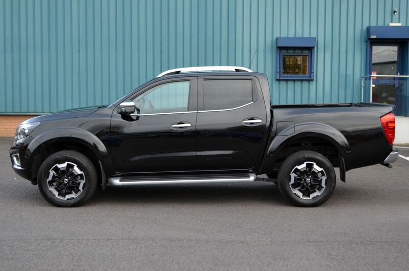 NISSAN NAVARA 2.3 dCi Tekna Double Cab Auto Euro 6 21 2021