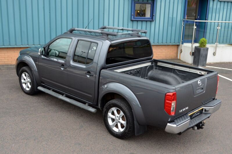 NISSAN NAVARA 2.5 DCI TEKNA 64 2015