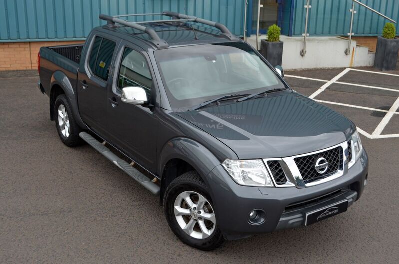 NISSAN NAVARA 2.5 DCI TEKNA 64 2015