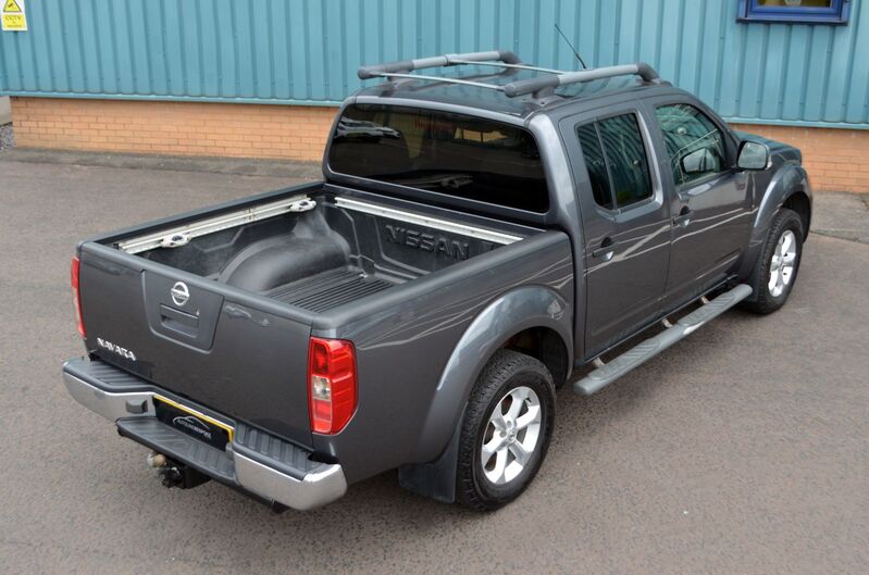 NISSAN NAVARA 2.5 DCI TEKNA 64 2015